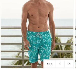 Cabana Life Swimsuit  NWT with Quick-Dry Fabric and Tropical Design